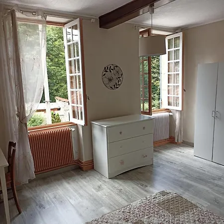 Des Grivats Apartament *